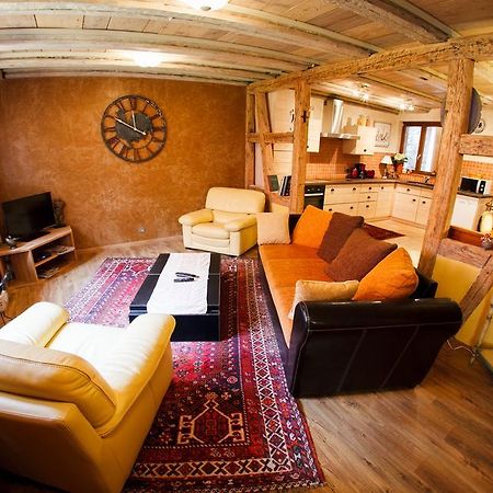 Maison De La Fraternite Рибовиль Экстерьер фото